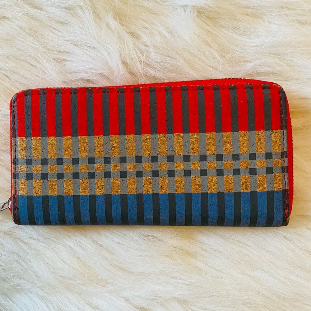 Maurice’s Red Zip Wallet